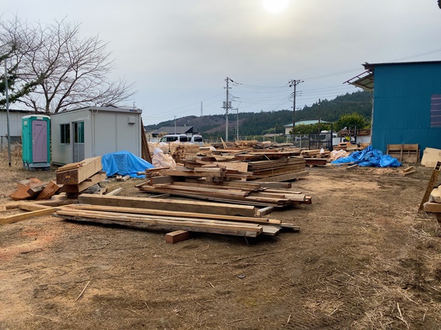 神奈川県小田原市久野の不用品および木材撤去作業前の様子です。